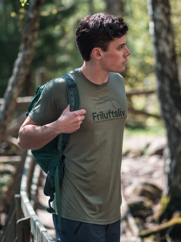 Aclima LightWool Classic Tee Friluftsliv M's Ranger Green 2 Aclima LightWool Classic Tee Friluftsliv M's Ranger Green – Bild 2