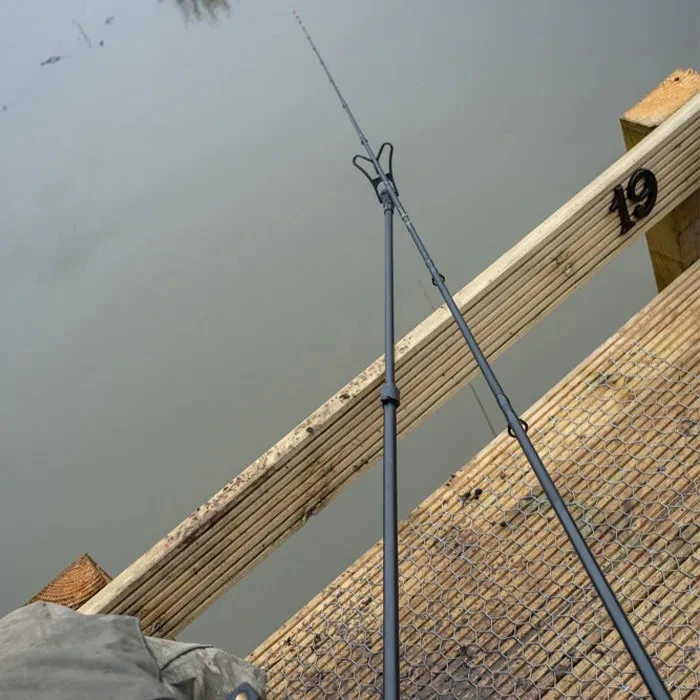 Korum Any Chair Telescopic Feeder Arm 3 Korum Any Chair Telescopic Feeder Arm – Bild 3